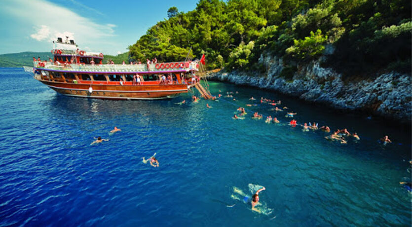 Akyaka'dan tekne turu .. Sedir Adası ve Kleopatra Plajı